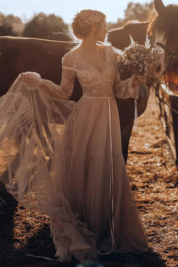 Hellbraunes Langarm-Boho-Brautkleid Rustikales Hochzeitskleid