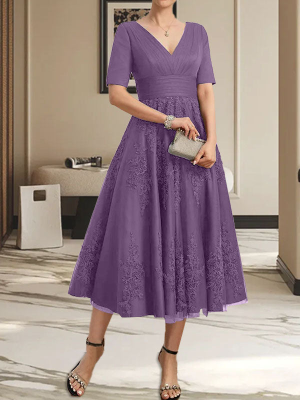 A-Linie V-Ausschnitt Wadenlanges Tüll-Spitzenkleid für die Brautmutter mit Plissee