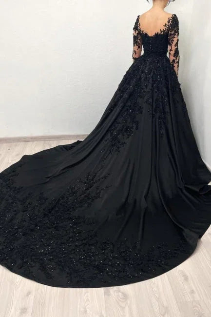 Abito da sera nero principessa con scollo a cuore e maniche lunghe