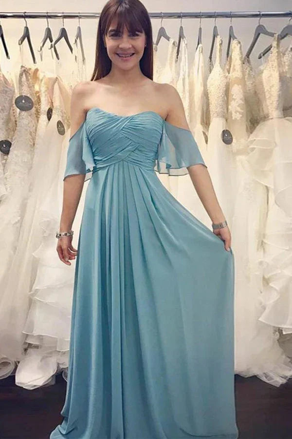 Robe de demoiselle d'honneur longue en mousseline bleue froncée à épaules dénudées BD118