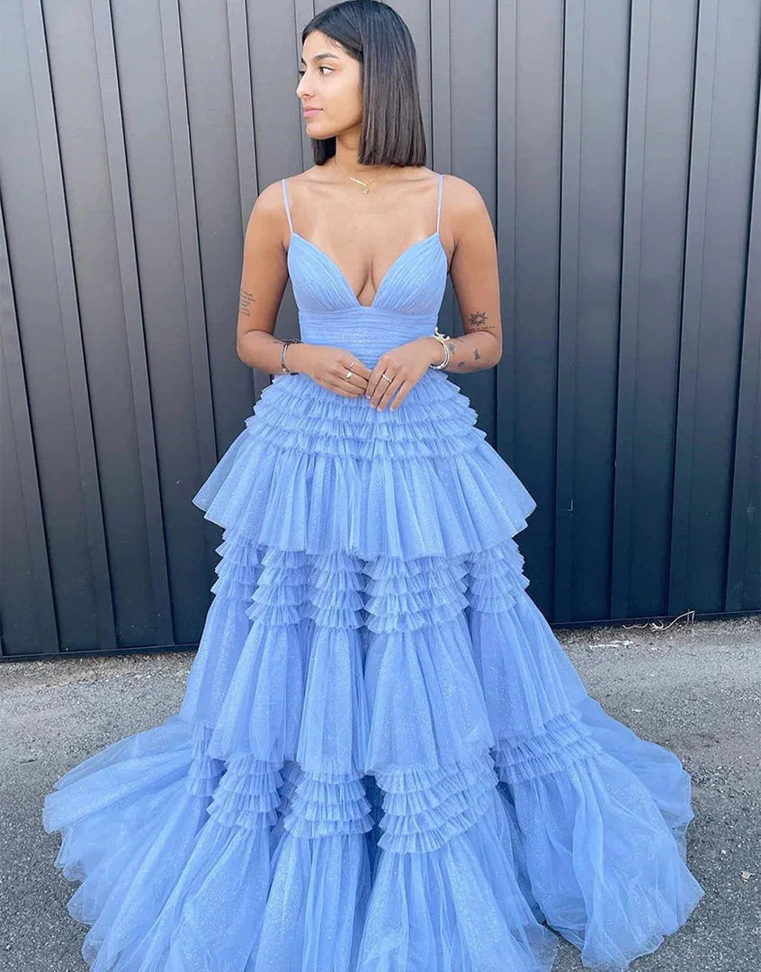Vestido Formal de Tule com Camadas para Baile de Finalistas e Cauda Arrastada SYP156