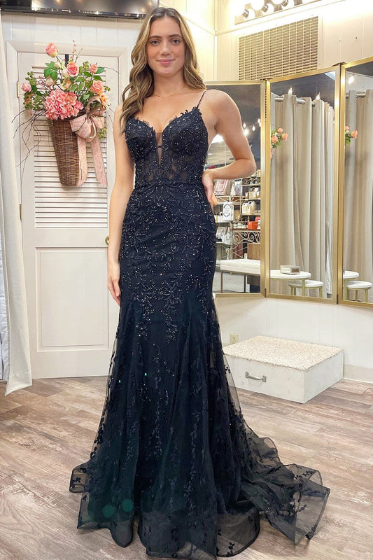 Vestido de fiesta de corte trompeta con apliques, escote en V pronunciado y cordones