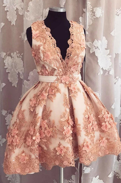 Tüll A-Linie V-Ausschnitt Homecoming-Kleid Perlenrosa Kurzes Ballkleid