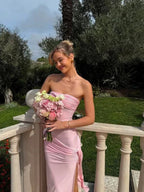 Vestido largo de fiesta y gala rosa sin tirantes con pliegues y abertura Y8085