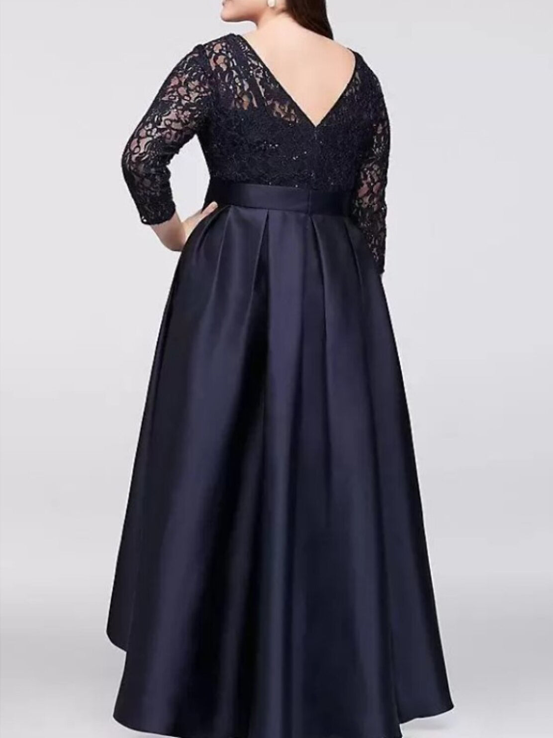 A-Linie/Princess-Kleid für die Brautmutter mit Applikationen und Gürtel 