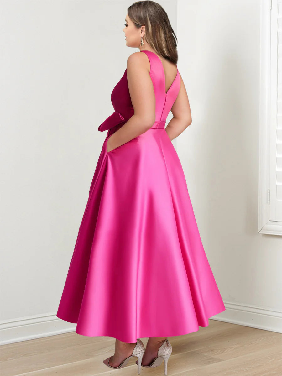 Plus Size V Neck Sleeveless A Line Mother Of Bride Dress With Pockets And Ruffles