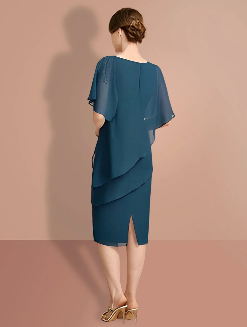 فساتين أم العروس بقصة ضيقة/عمود، بطول الركبة، بأكمام قصيرة