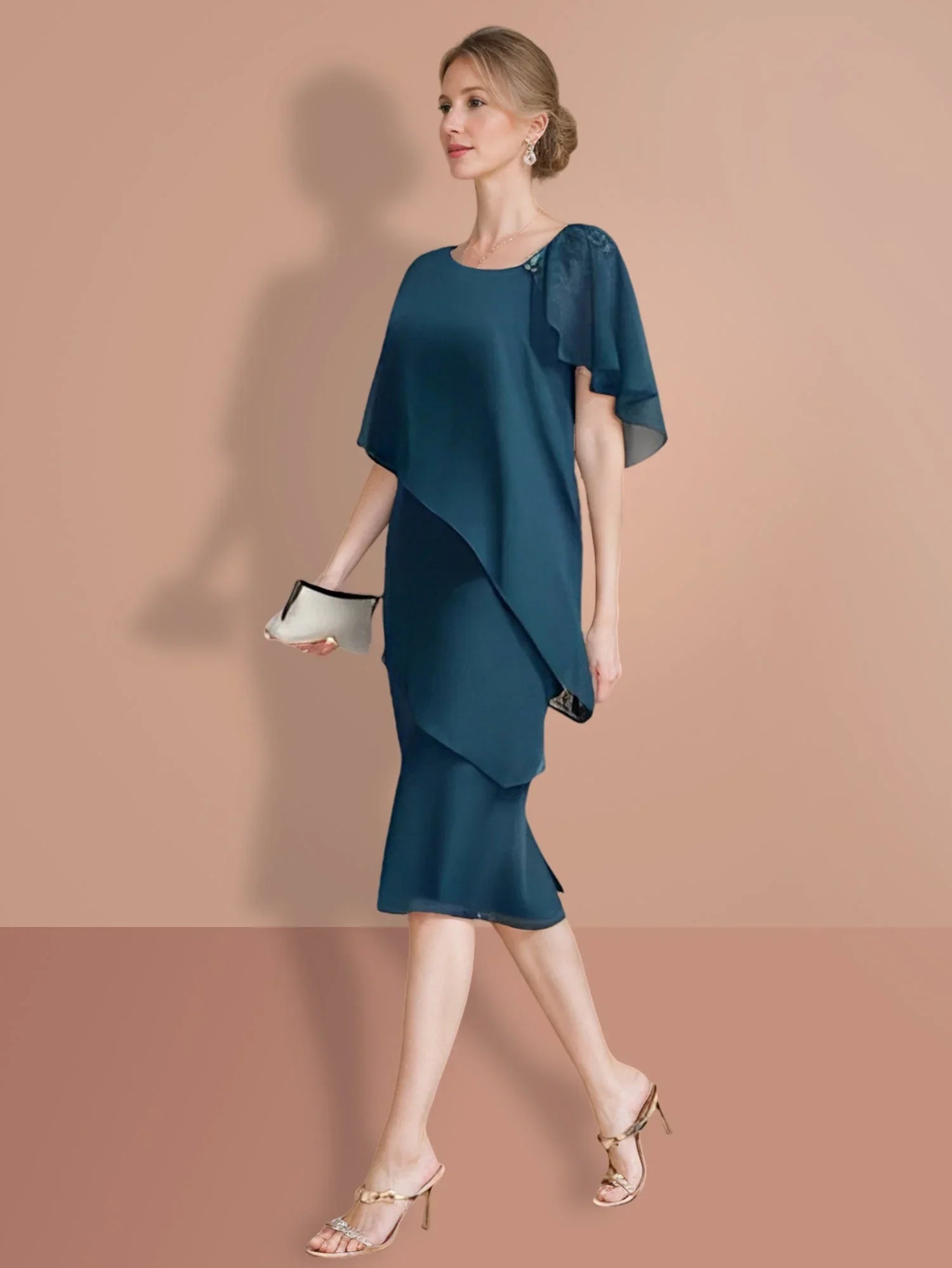 Etui-/Säulen-Knieumspieltes Kleid mit kurzen Ärmeln für die Brautmutter