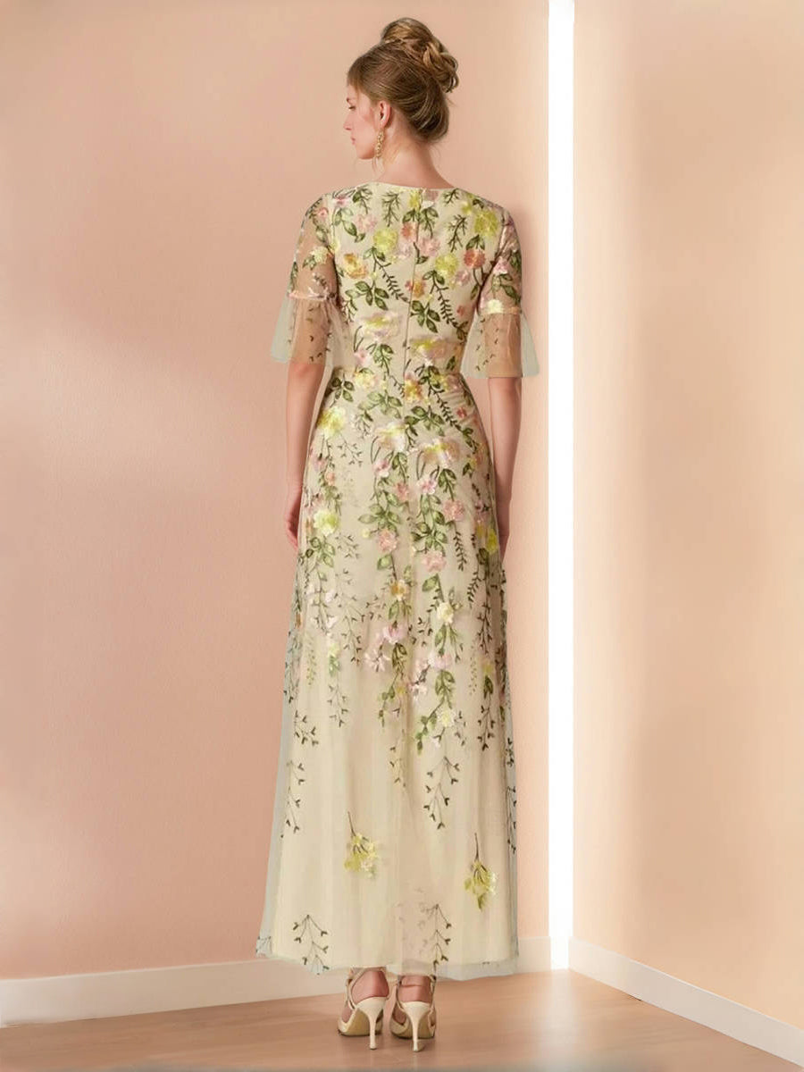 V-Neck Floral A-Line Mother Of The Bride Dress Embroidered Short Sleeves