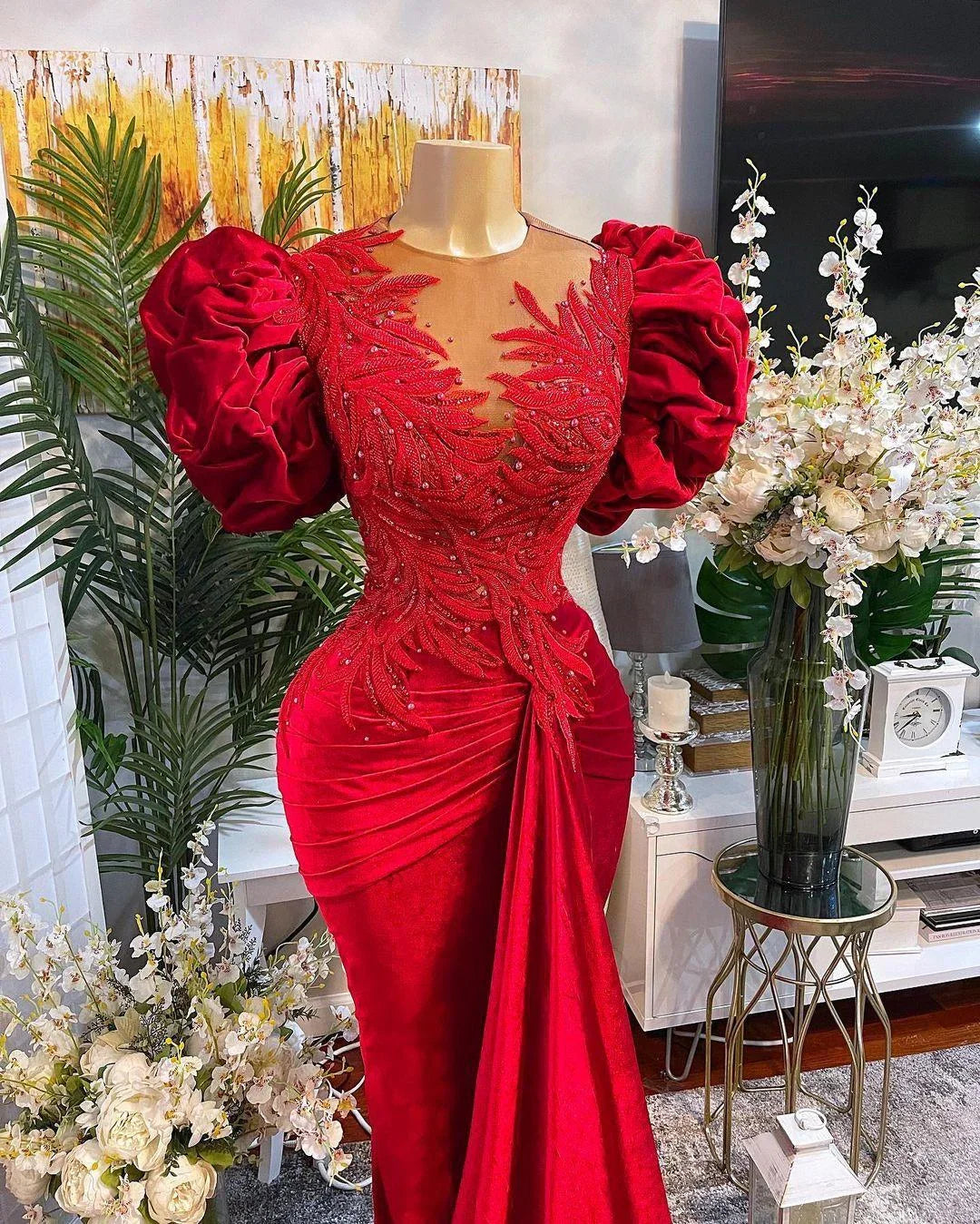 Vestidos de Festa Vermelhos de Cauda de Sereia Luxuosos com Renda, Contas e Decote Transparente, Vestido de Noite Formal para Festas Y02