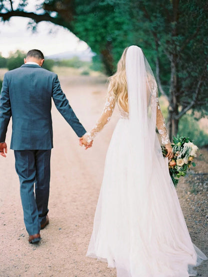 Roycebridal Durchsichtige, perlenbesetzte, florale Spitze, langärmelige Boho-Brautkleider