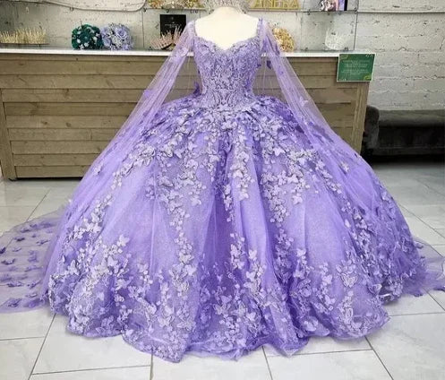 Robe de bal luxueuse en lavande avec papillons, robe de seize ans Y6755