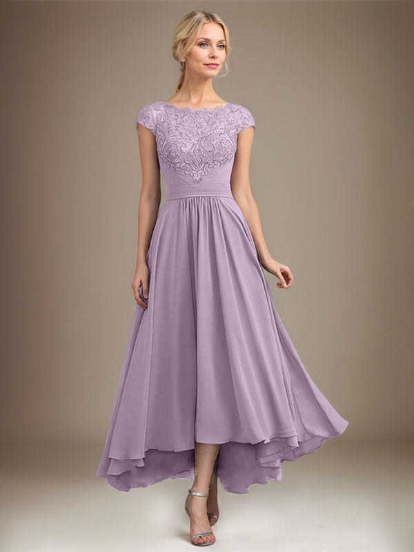 Robe de mère de la mariée en mousseline de soie à dentelle asymétrique illusion en décolleté arrondi et coupe en A avec plis
