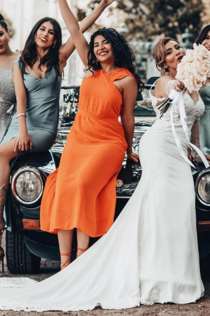 فساتين زفاف بطول الأرض بتصميم حورية البحر، برقبة قلبية، مزينة بتطريزات، من قماش ساتان، بأشرطة رفيعة بدون أكمام مع دانتيل