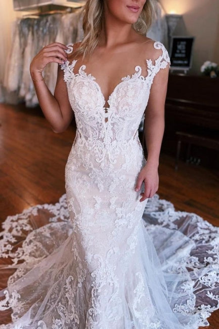 Robes de mariée en tulle à épaules dénudées style sirène avec dentelle