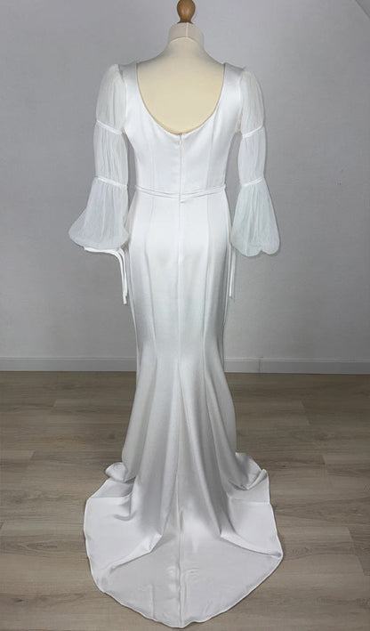 Meerjungfrau-Brautkleid in Weiß mit quadratischem Ausschnitt und langen Ärmeln