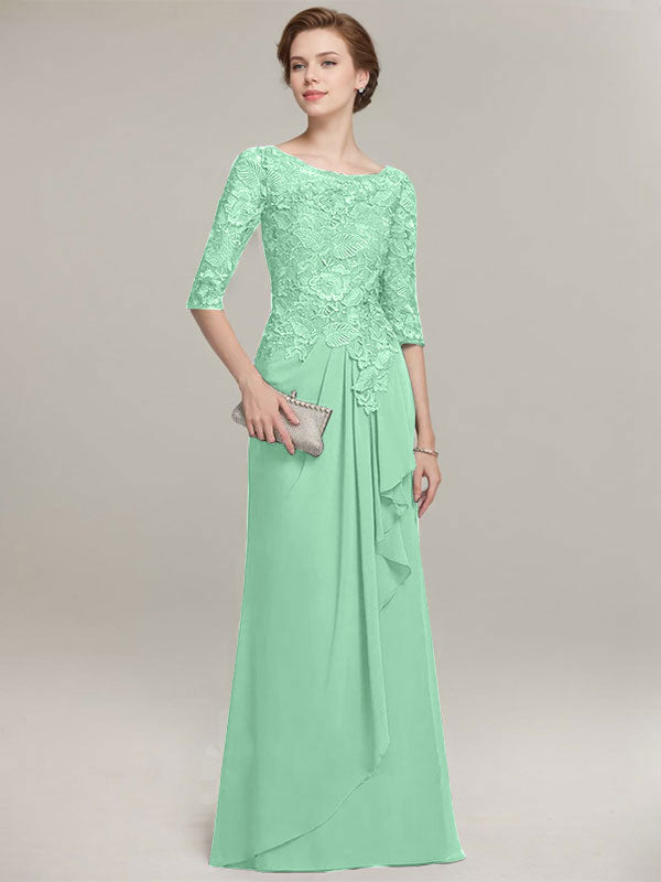 Robe de mère de la mariée en dentelle et mousseline, longueur au sol, coupe en A, décolleté illusion en forme de goutte, avec volants en cascade