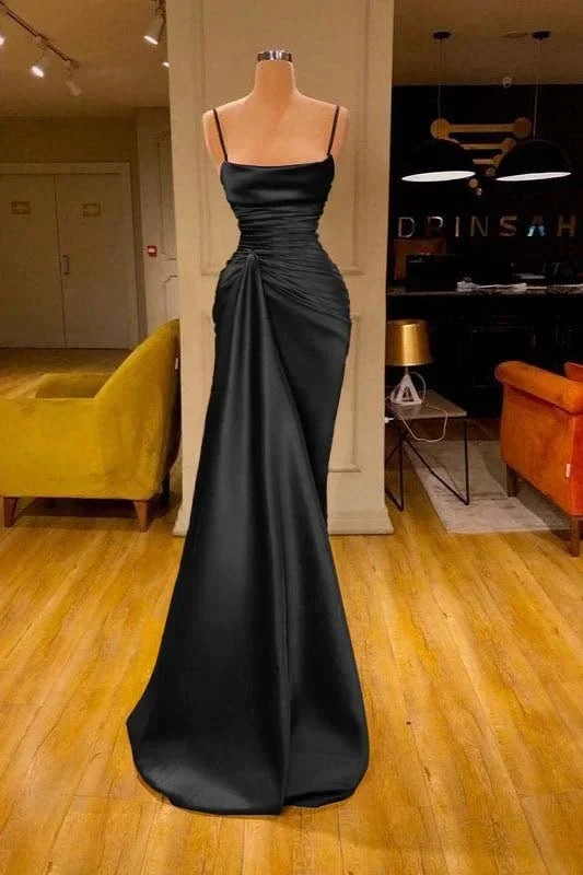Incantevole abito da sera lungo color bordeaux con spalline sottili, pieghettato, a sirena, modello 6868