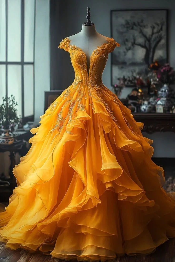 Wunderschönes mehrlagiges Tüllapplikationen Ballkleid mit schulterfreiem Ausschnitt Quinceañera-Kleid Y7809