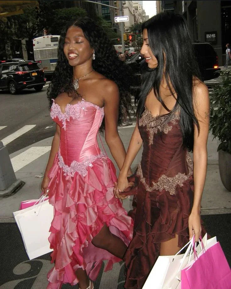 Abito da sera vintage rosa acceso in pizzo e chiffon con balze, senza spalline, abito da ballo Y8252