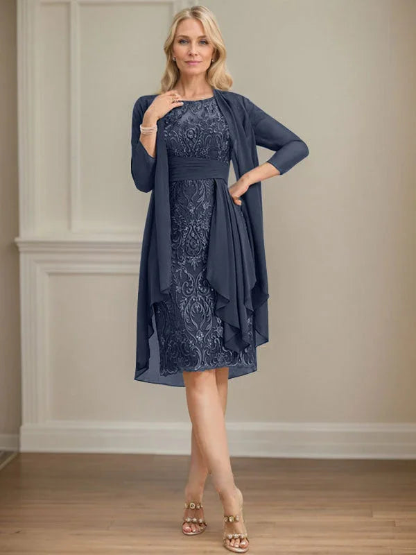 Abito da madre della sposa in pizzo e chiffon con gonna a colonna a effetto illusion fino al ginocchio, con balze a cascata e paillettes