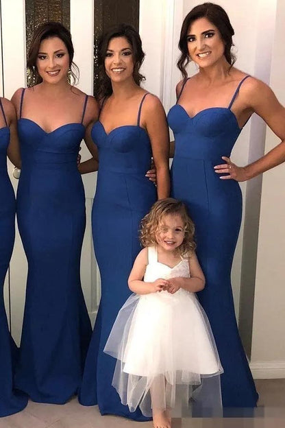 Marineblaues Meerjungfrau-Brautjungfernkleid mit Spaghettiträgern und Herzausschnitt 