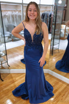 Abito lungo da cerimonia con scollo a V e strass, colore sirena blu