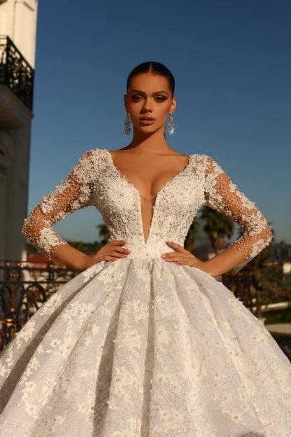 Edles Herzausschnitt 3/4 Ärmel Ballkleid Spitze Brautkleid Strass