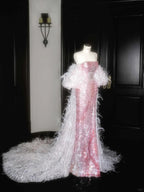 Vestido de Noite Sereia Rosa Fada com Lantejoulas, Plumas e Sem Alças, Fenda, Vestido de Baile Y8660