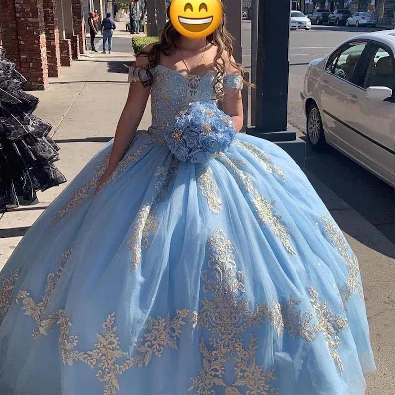 Abito da ballo azzurro cielo per bambina Quinceanera con spalle scoperte e maniche Abiti per festa di sedicesimo compleanno Y403