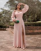 Vestido de Baile em Chiffon com Ombros Descobertos e Fenda SYP170