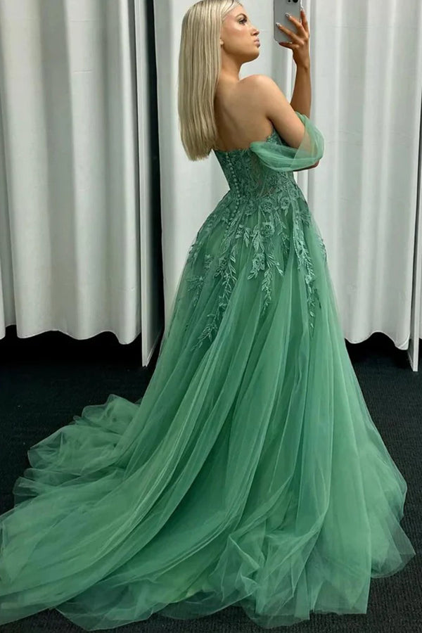 Abito lungo verde da cerimonia con pizzo e spalle scoperte Abito formale verde