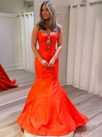 Red Mermaid Strapless Sweetheart Neckline Prom Dress