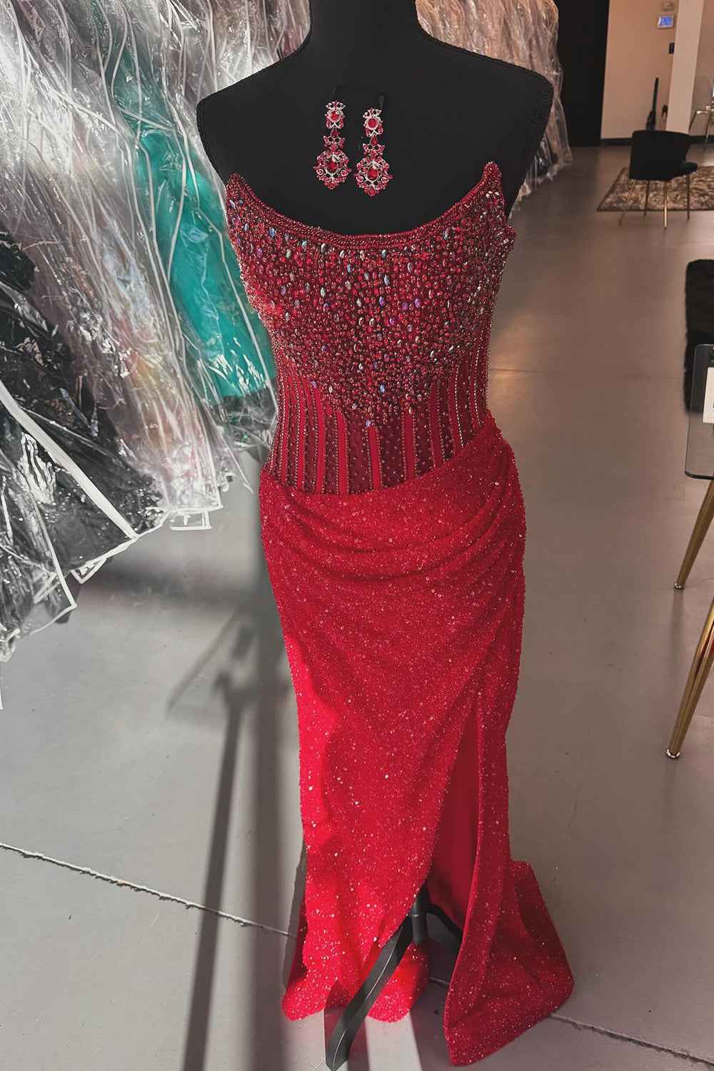 Sparkly Champagne Strapless Sequins Mermaid Bodycon Prom Dress With Beading