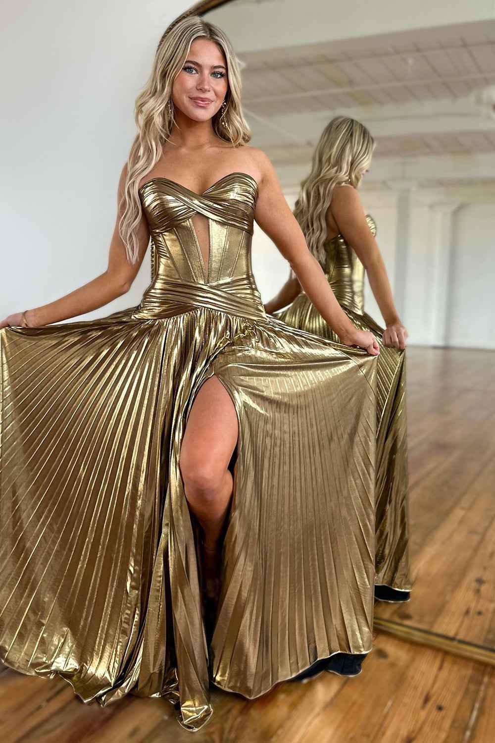 Golden Sweetheart Metallic Pleated Long A-Line Corset Prom Dress With Slit