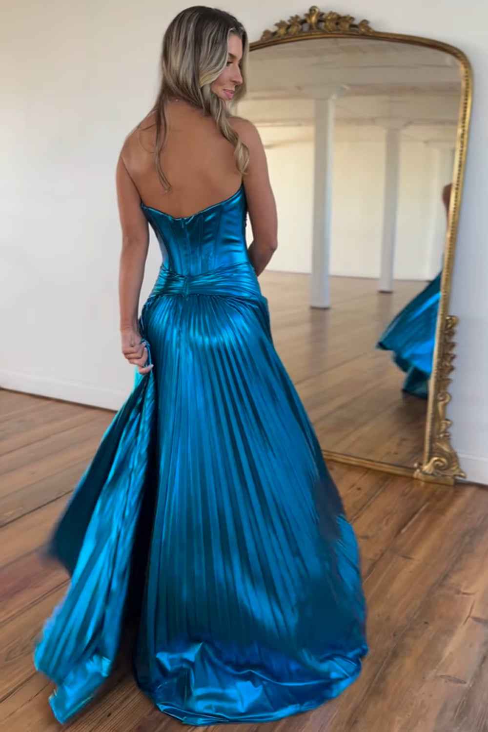 Golden Sweetheart Metallic Pleated Long A-Line Corset Prom Dress With Slit