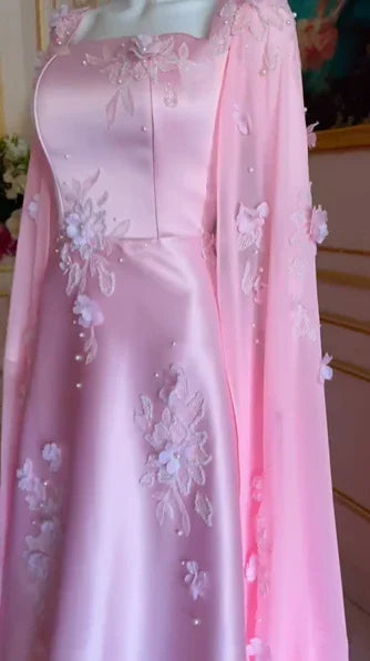 Robe de soirée longue en satin rose luxueux coupe évasée avec jolies appliques robe de bal Y7591