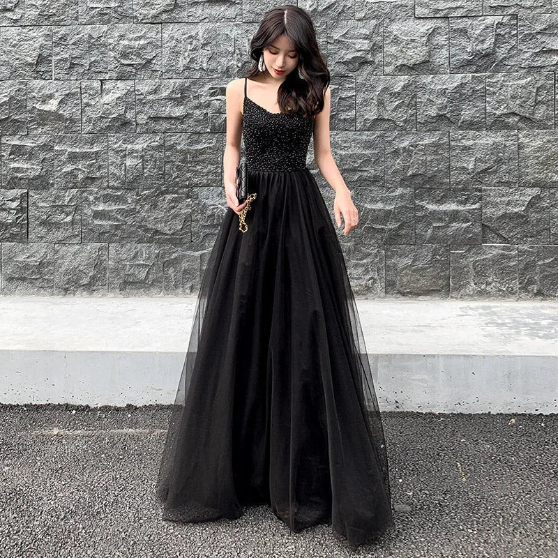 Abito lungo da sera nero in tulle con perline, abito da ballo nero Y1134