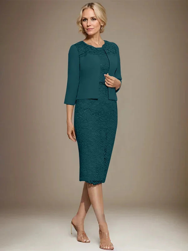 Robe de mère de la mariée en mousseline et dentelle, coupe fourreau/colonne, longueur genou, ornée de perles