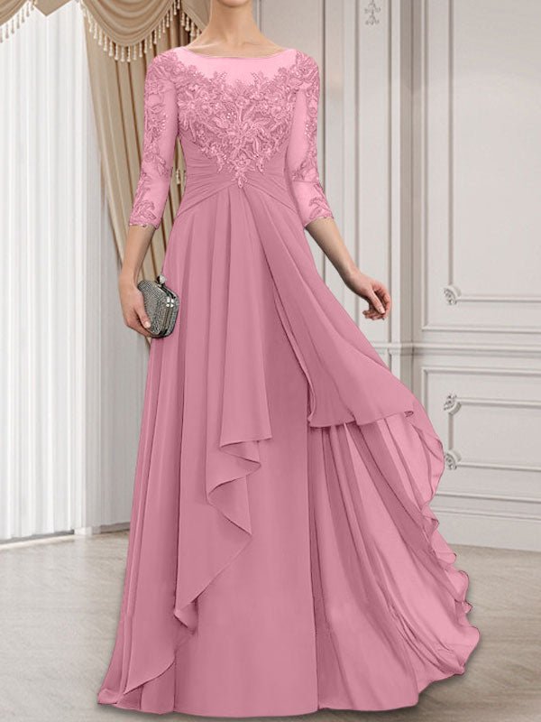 Robe de mère de la mariée en dentelle et mousseline, longueur au sol, ligne en A, décolleté en U avec volants en cascade