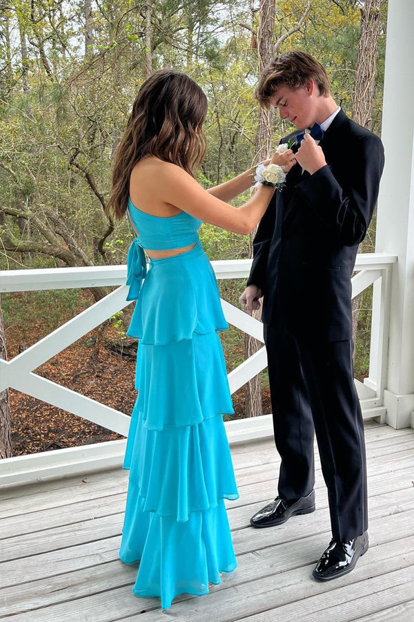 Vestido de Festa Azul em Camadas com Recortes Delicados em Chiffon