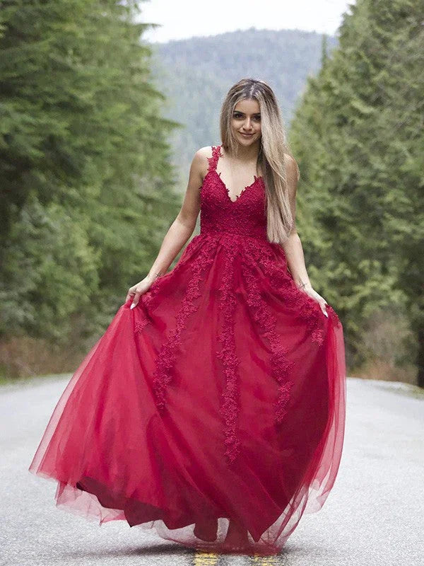 Robes longues en tulle à applique SYP131