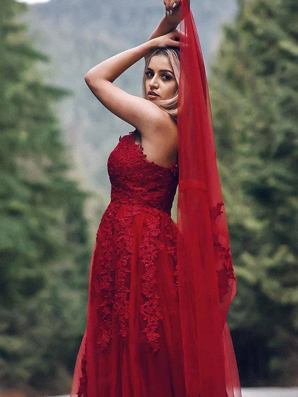 Robes longues en tulle à applique SYP131