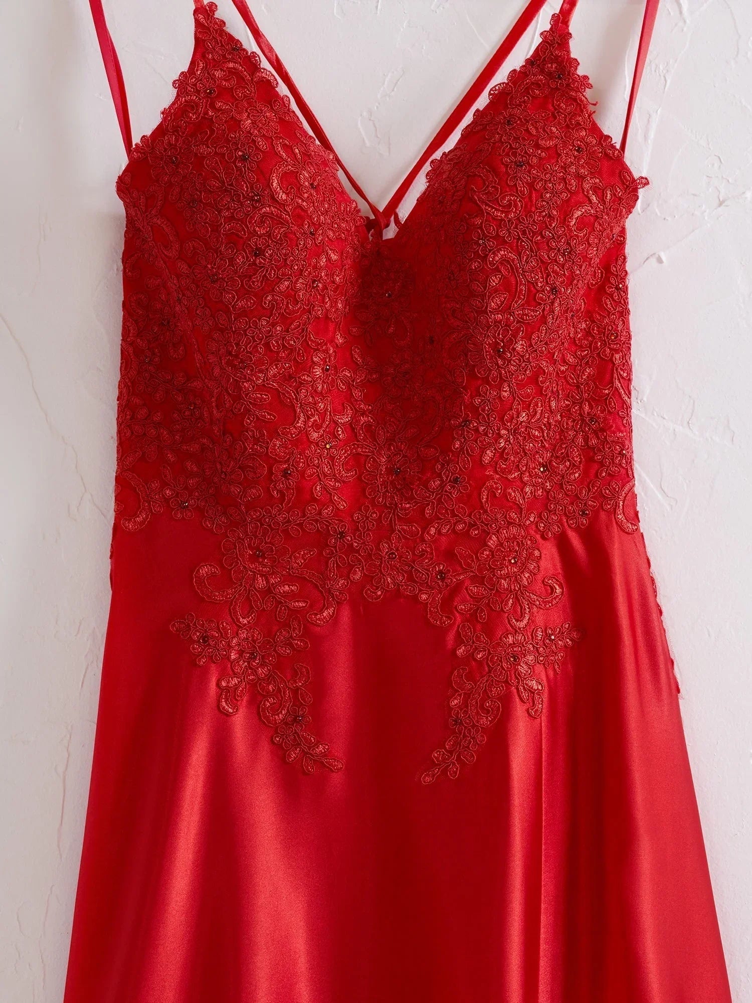 Abito da sera Sunnderly a linea ad A con spalline sottili e corsetto sul retro con spacco