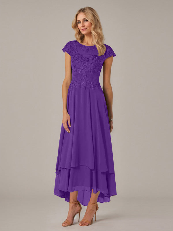 Robe de mère de la mariée en dentelle en mousseline asymétrique à encolure bateau illusion et plis avec appliqué, coupe en A
