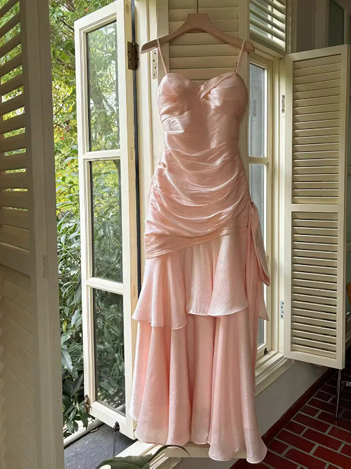 Vestido de Noite Sereia em Cetim com Alças Doce Coração Rosa Doce Vestido Longo de Baile Y8092