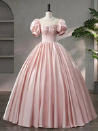 Vestido de Festa Comprido em Cetim Rosa Bonito com Decote Redondo, Corte em A, Mangas Curtas e Laço Y6082