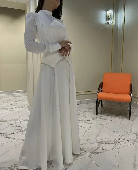 فستان سهرة أبيض أنيق بطراز خط A بأكمام طويلة فريد للحفلات Y6885