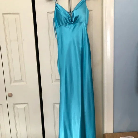 Robe de soirée sirène en satin bleu simple à fines bretelles spaghetti Robe de bal formelle Y8404