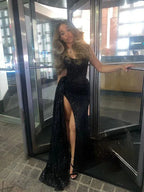 Abito lungo da sera nero con pizzo sexy, paillettes, spacco e taglio a sirena Y8055